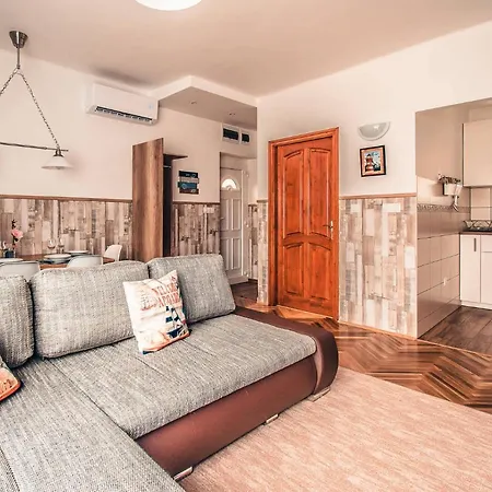 Siraly Apartment Fonyód